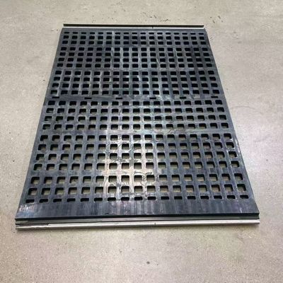 Heavy-Duty Rubber Screen Panel 305×610mm with 90 Shore Hardness for Iron Ore Scalping
