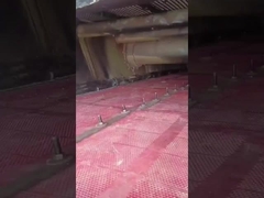 แผ่นจอยางสีแดงดํา